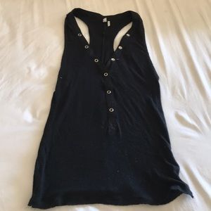 UO out from under tank